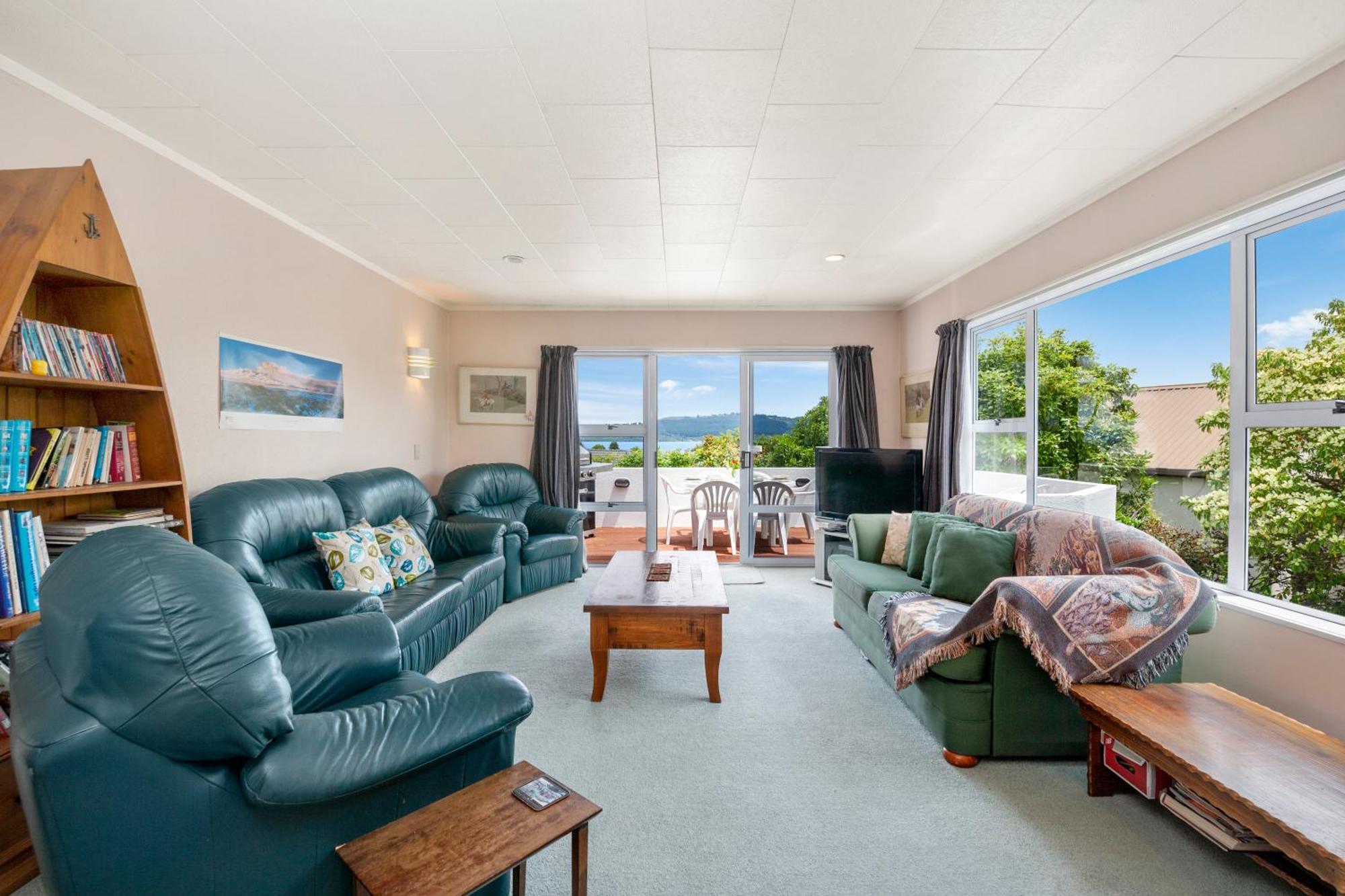 The White House - Taupo Holiday Home Exteriör bild